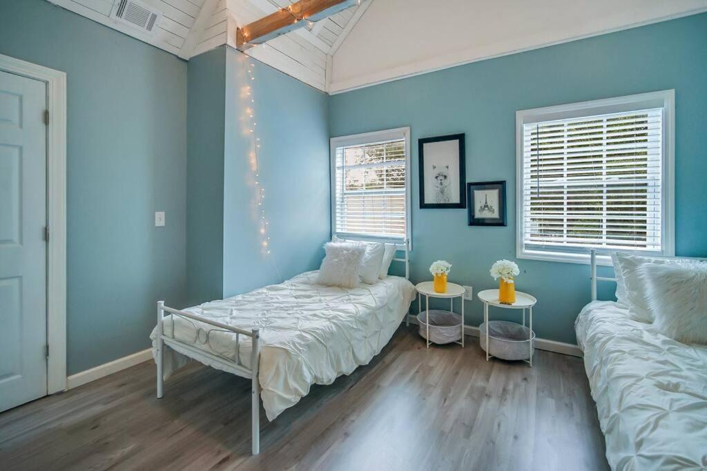 New Cheerful Renovated Home - 5 Min To Downtown! 薩凡納 外观 照片