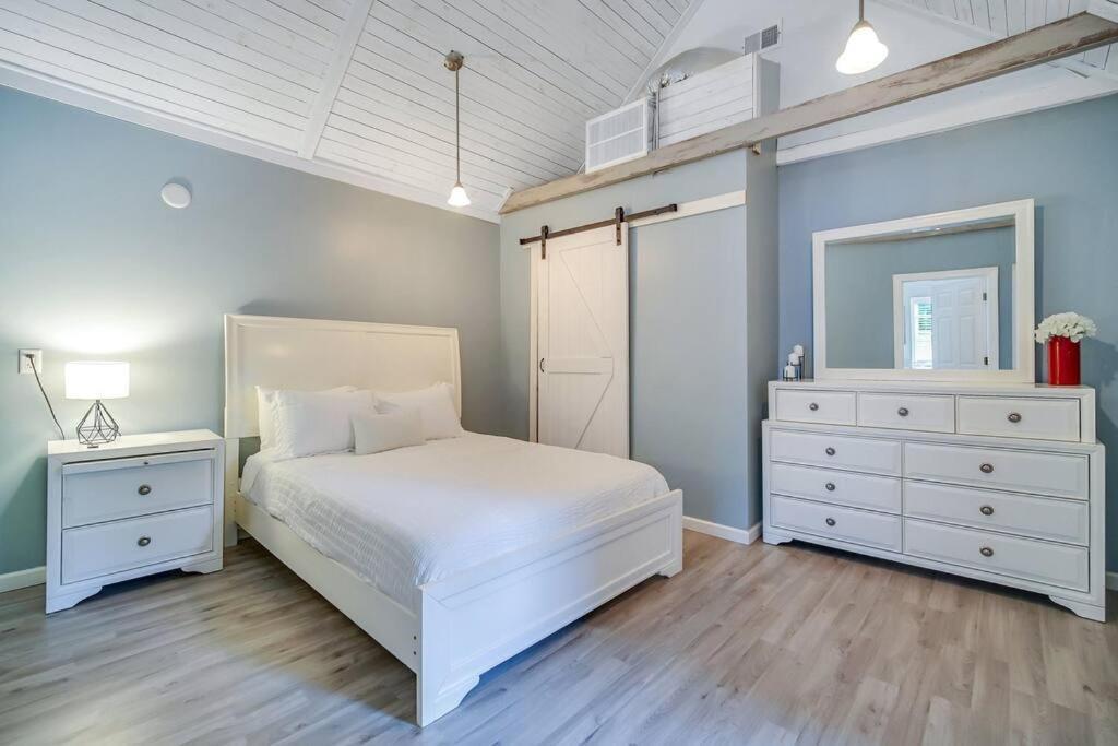 New Cheerful Renovated Home - 5 Min To Downtown! 薩凡納 外观 照片